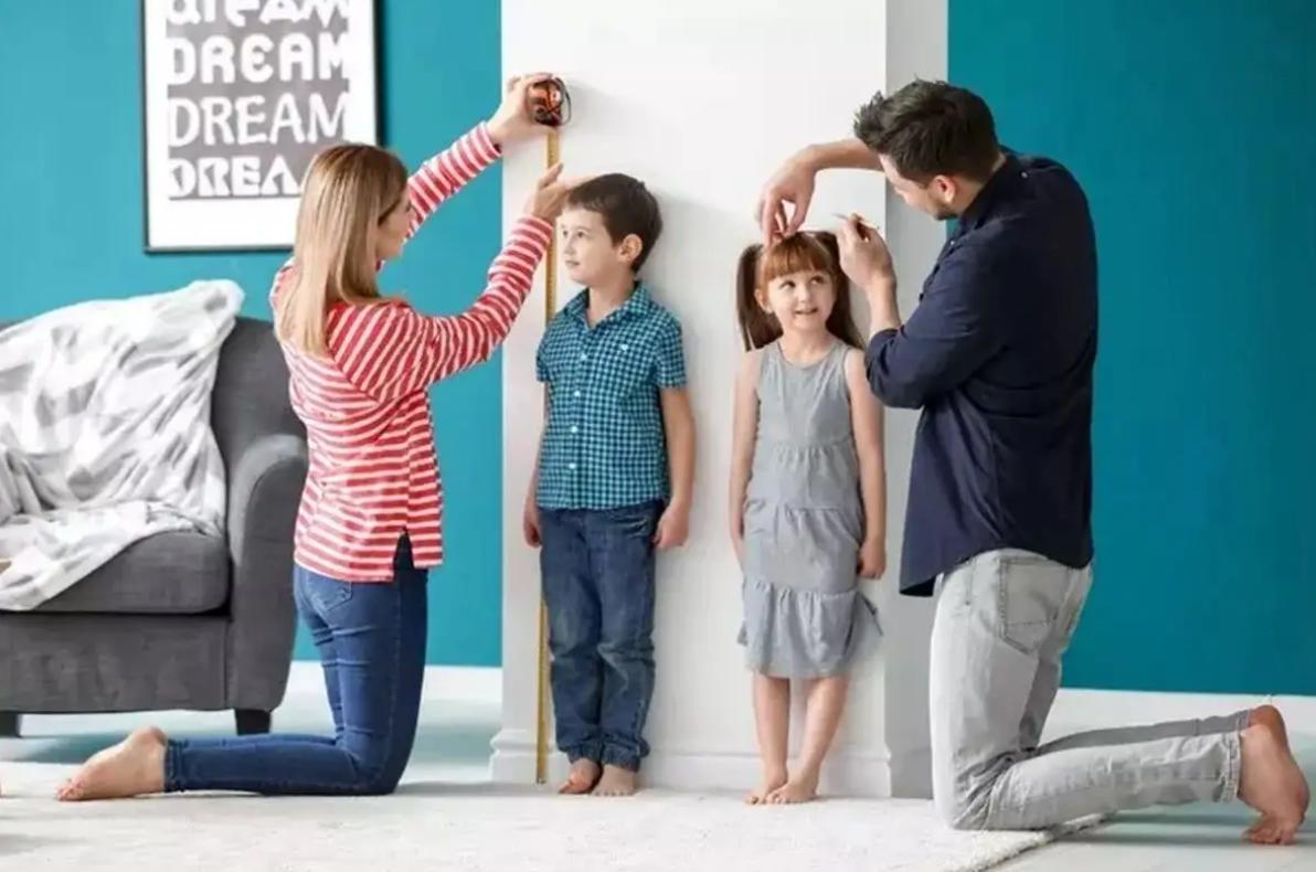 8岁男生身高体重标准四岁半宝宝身高体重标准