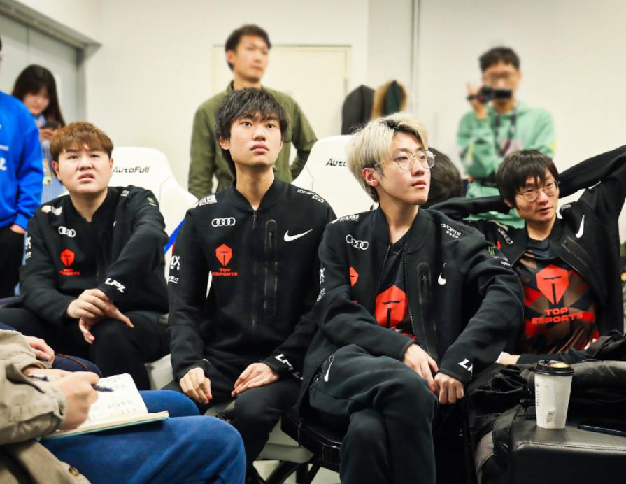 doinb我们一场都不会输RNG和FPX赛前互吹