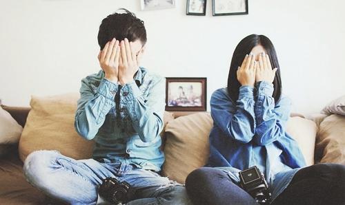 女孩子假拒绝男的表现,一个女孩拒绝了我几次