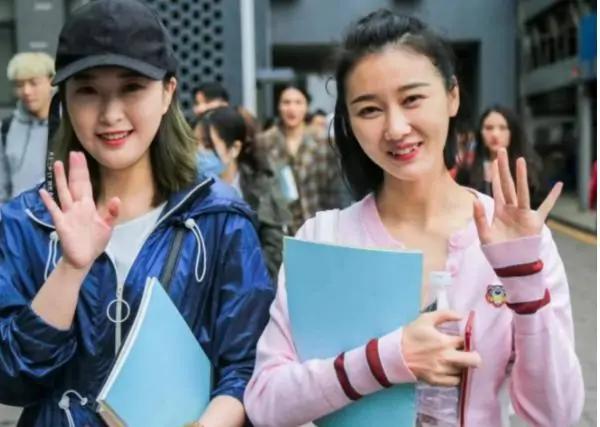 165的男生相当于多高的女生165cm的身高是多少厘米