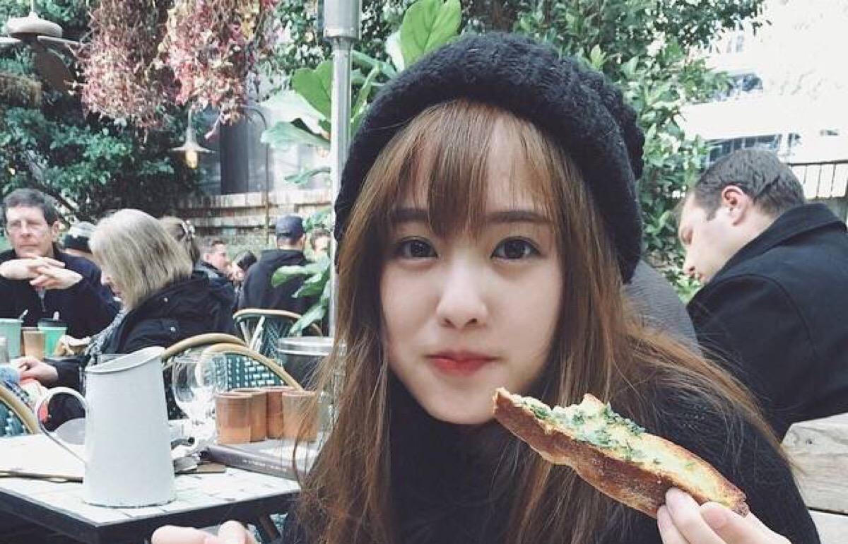 男朋友喜欢做的事为什么还喜欢看奥特曼