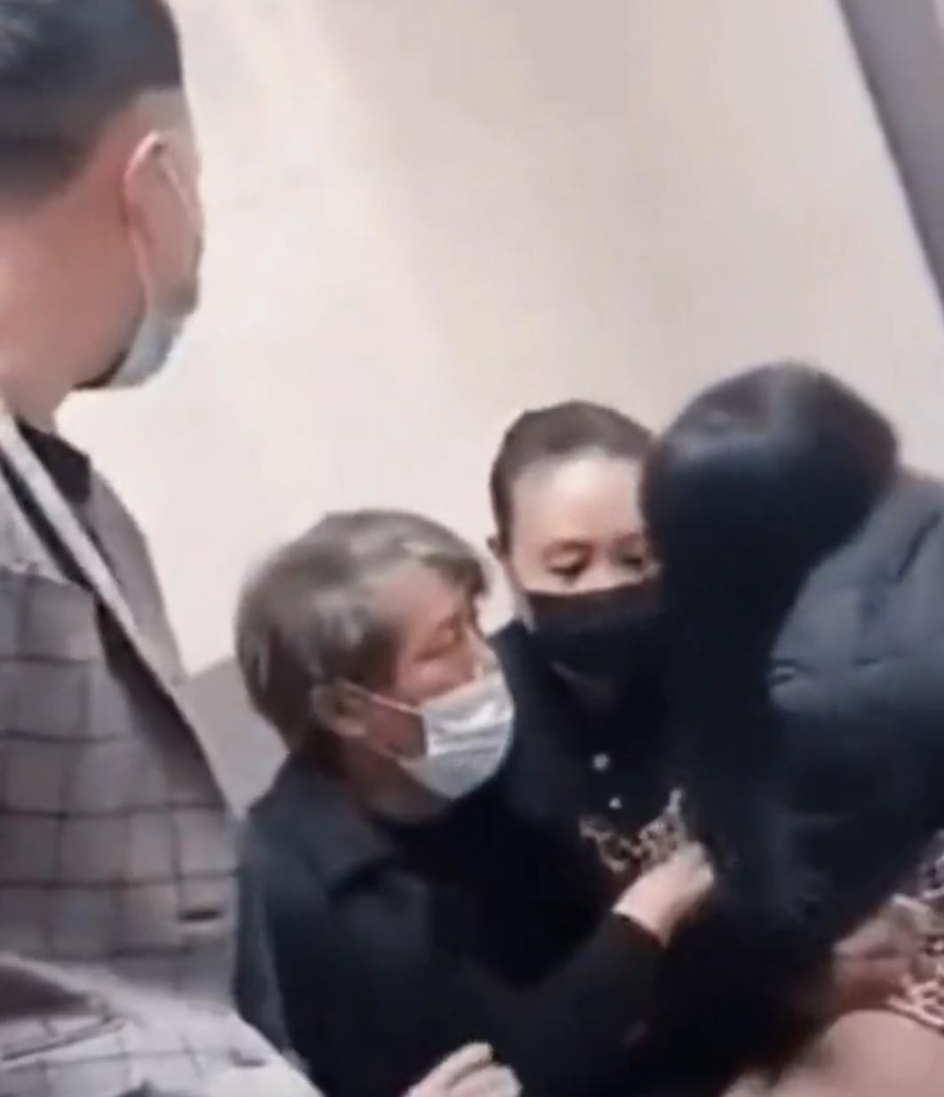 男人说女人听话是真爱吗,男人对女儿比对儿子更会铁汉柔情