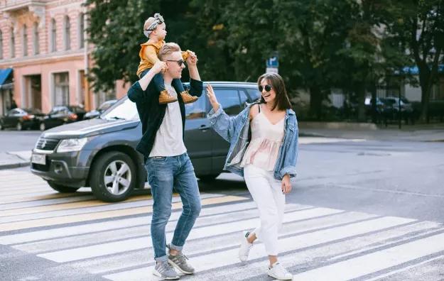 如何让男生主动追你六年级,女朋友被别人追