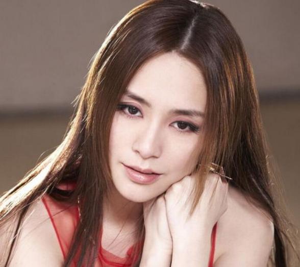 女生最心动的男生身高是多少,女人会对怎样的男人动心呢