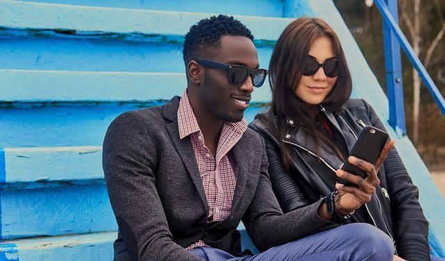 自己喜欢的人有男朋友了怎么办,一直深爱的初恋突然出现并表白