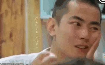 怎么样让一个男生喜欢你如何让别班的男生喜欢你