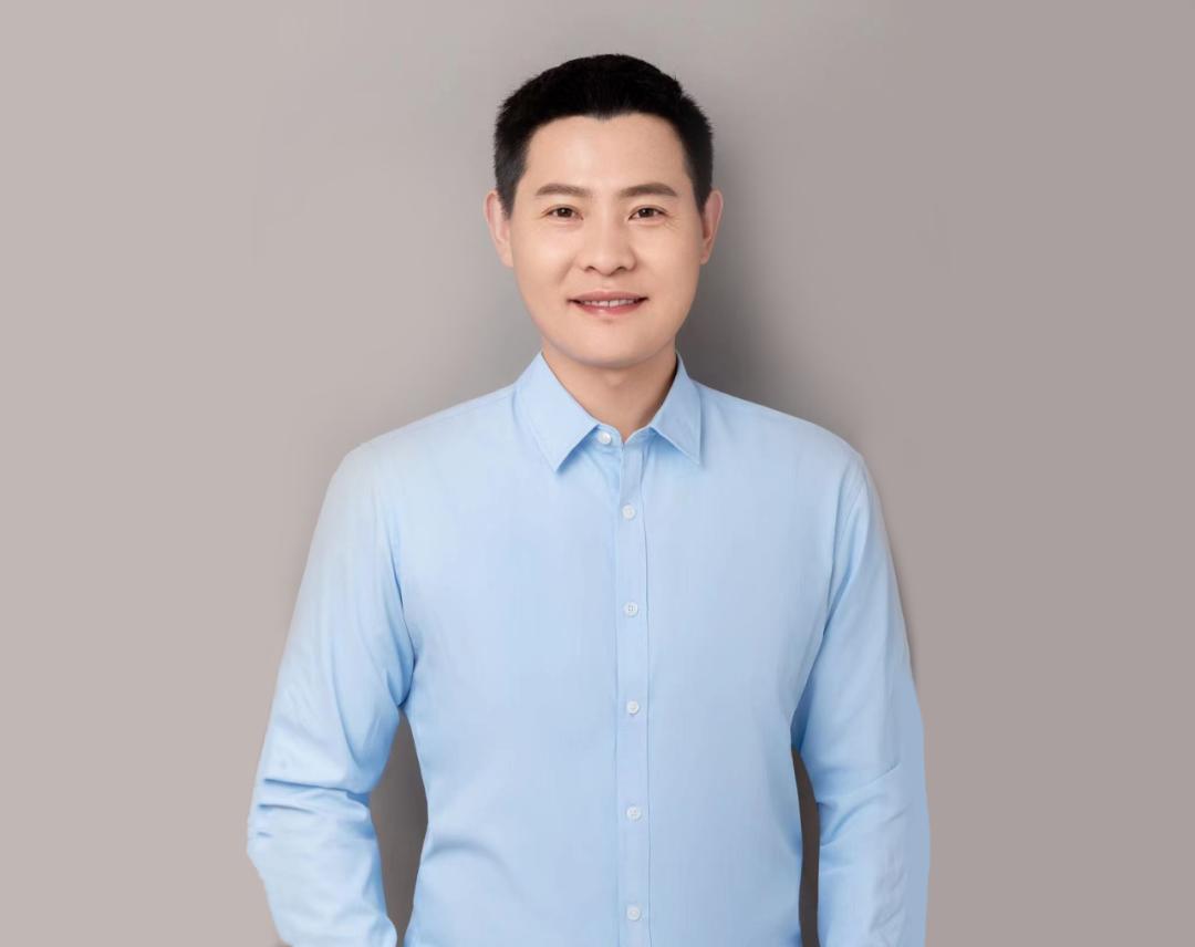 屹怎么读一个山一个工一个乙读什么