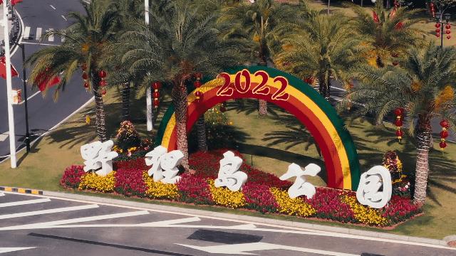 怎么把自己玩喷泉为什么国外的喷泉可以玩