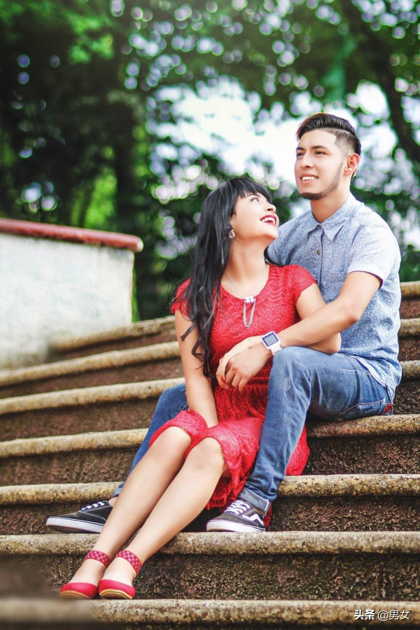 男生比较撩的动作撩汉的技巧有哪些