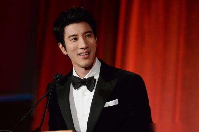 女的怎么撩男的女人撩男生的技巧句子