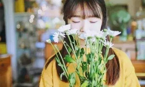 男人到底喜欢什么样的女人呢到底是看脸还是看身材