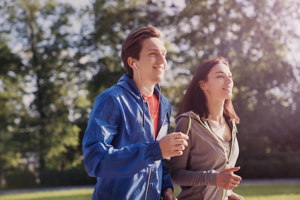 撩男生睡前句子让他睡不着哪些女星身材超级好