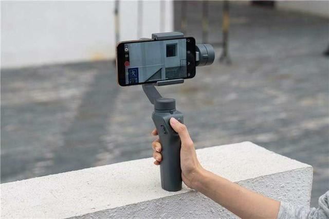 多动症的孩子有哪些症状表现视频,如何看待七岁男孩公交车上被打