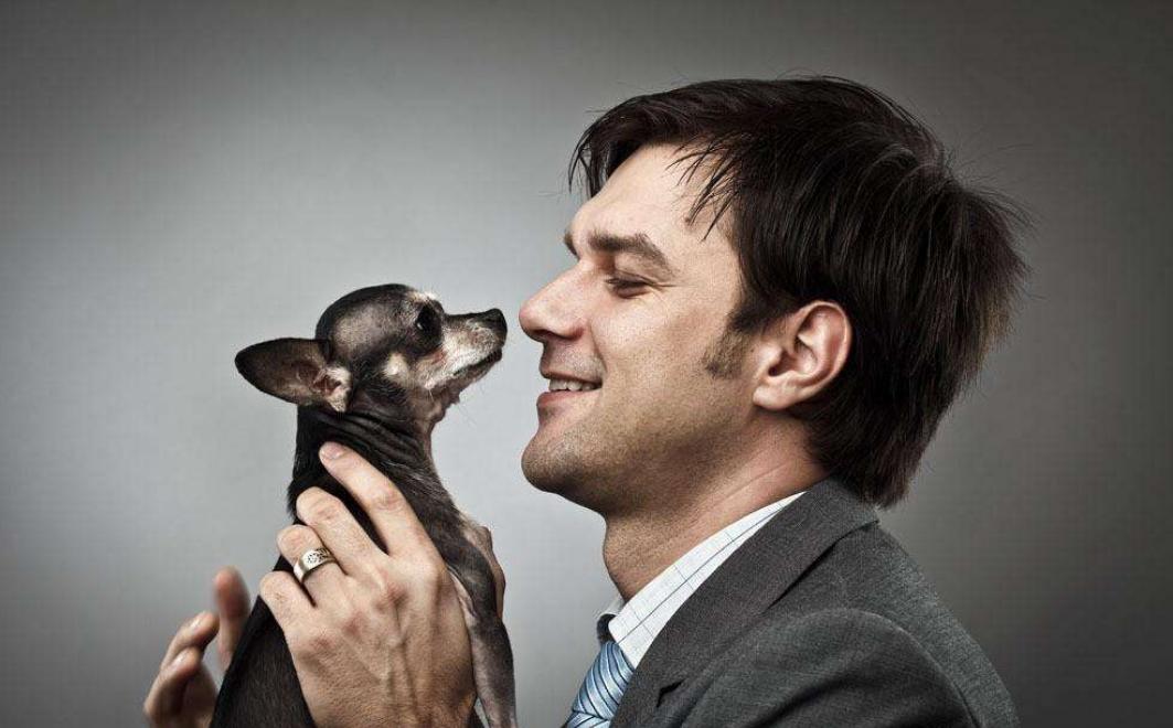 男人的两个字男人对喜欢听女人说的两个字是什么