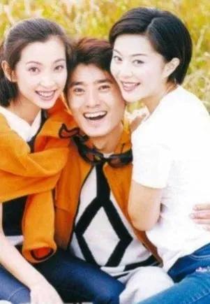 为什么男性喜欢身材好的女的许多男性喜欢又白又瘦年轻的女性