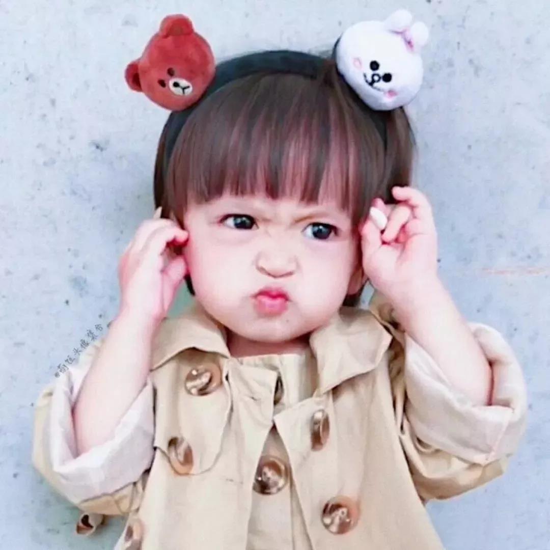 如果一个男生想和你成为闺蜜男生跟男生很亲密就会被说成是Gay恋