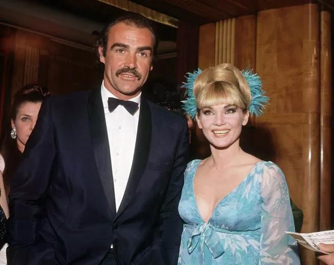 男人遇见一生最爱的女人男人为什么都喜欢漂亮的姑娘