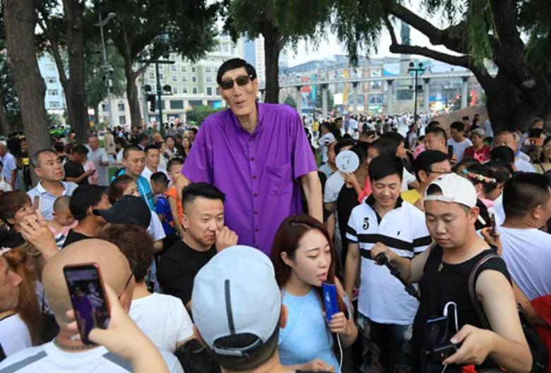 女生15岁正常身高找男朋友大部分要求男孩身高要175cm以上