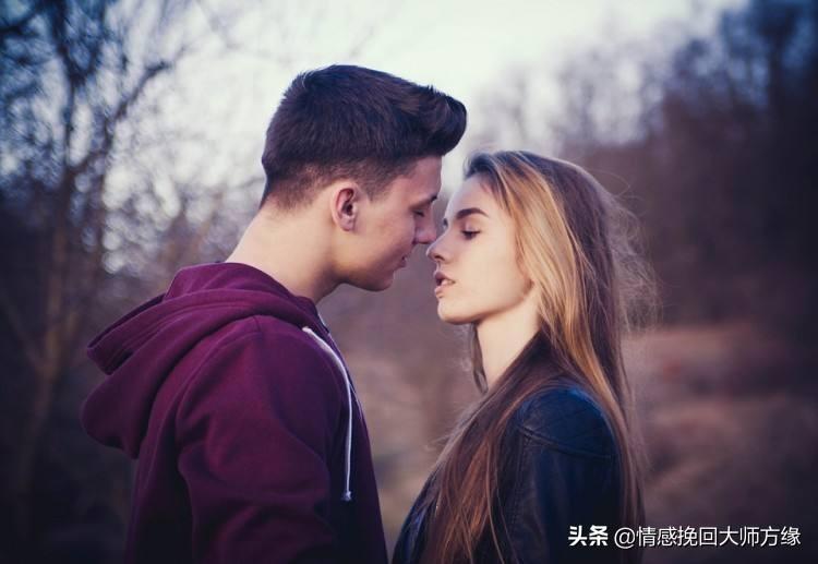 男朋友当我面和别的女人暧昧,你觉得这种男生人品如何