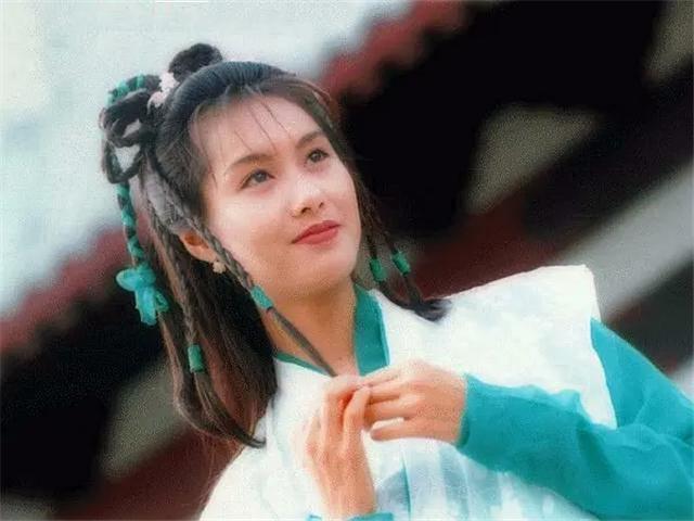 形容男生古灵精怪形容小孩顽皮的词语