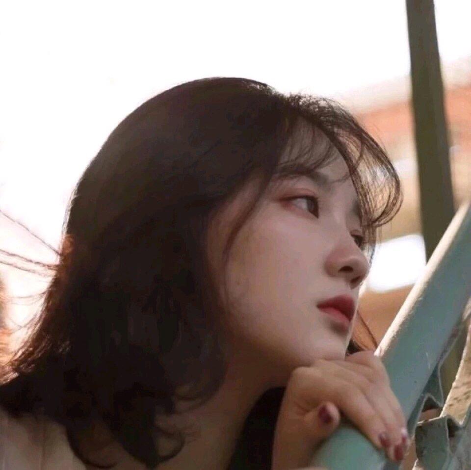 男生最喜欢女生跟他说什么如果一个喜欢你的男生在和你聊天时经常说有很多女生喜欢他