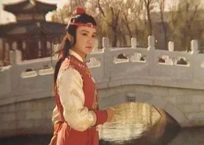 经常混在男人堆里的女人,一个女生能脏到什么程度