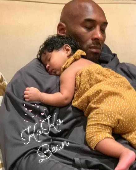 为什么1都喜欢0叫他爸爸配偶叫自己全名是什么心理