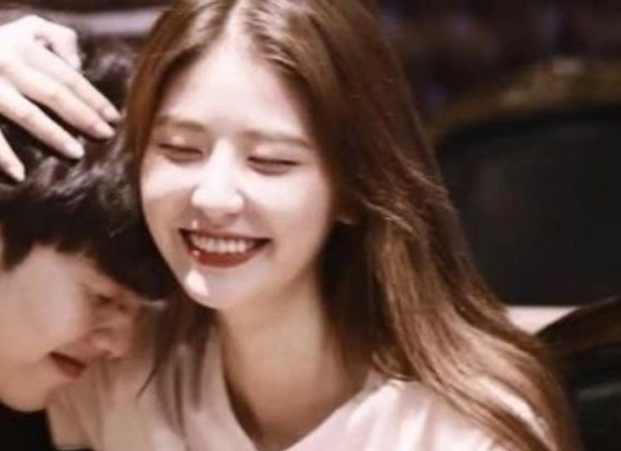 能被很多大佬喜欢的女人,你认为天底下最善良的女人是谁