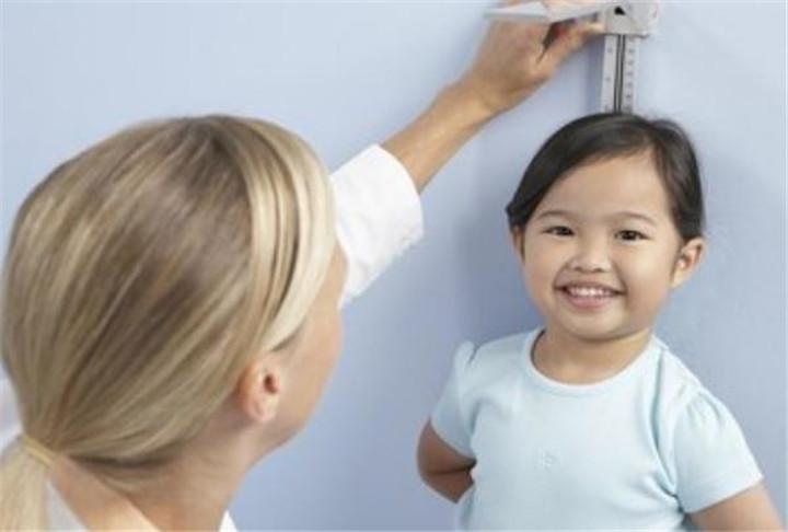 如何知道孩子的身高,能从照片上计算出一个人的身高吗