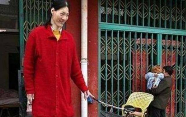 女生比男生高两厘米你们能接受和自己165一样高么