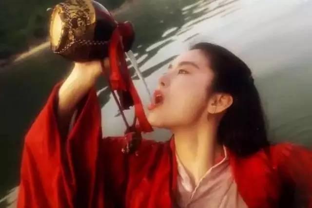 女性美到极致就是英气美你认为谁更漂亮