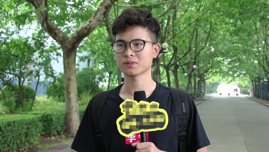 男孩身高矮小怎么办,有个矮个子的男朋友是什么体验