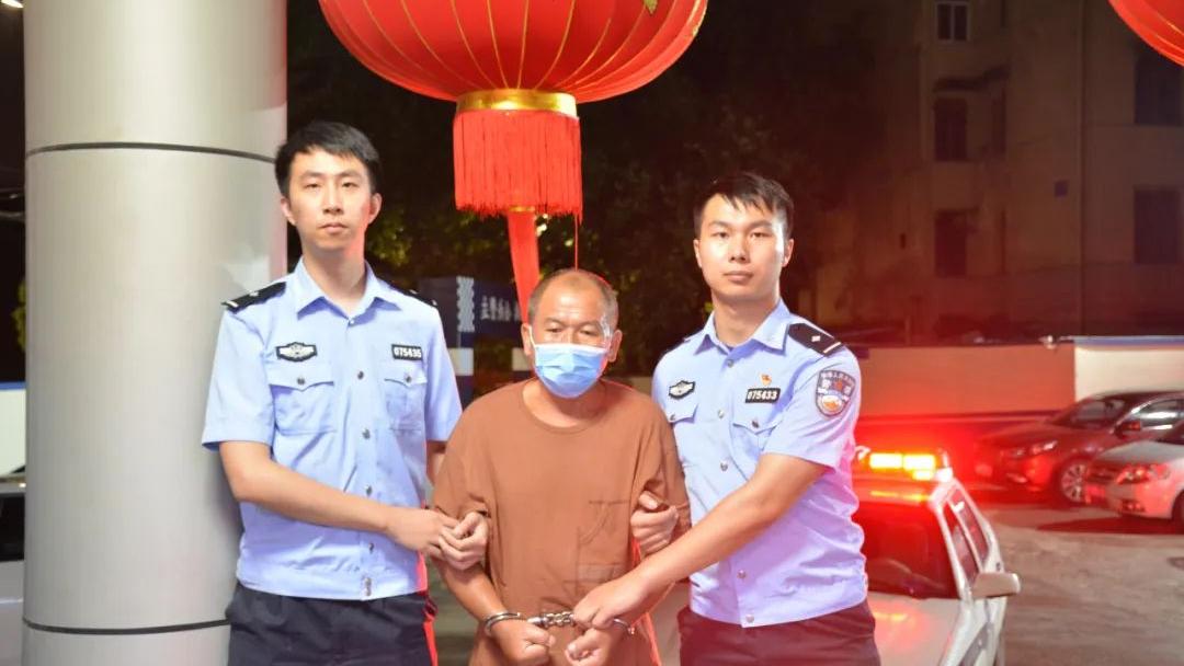 半夜睡不着看什么视频,这是哪部电影的哪个时间点