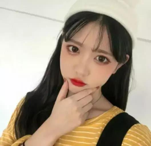 女孩把隐私给你看 这能说明什么女生在你面前露肚皮是什么意思