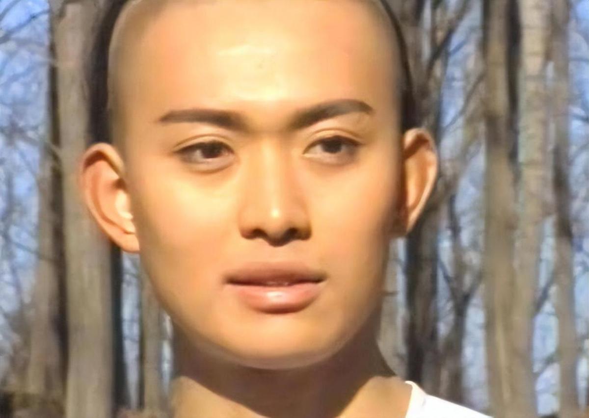 写给男神的短句,形容小男孩帅萌的句子