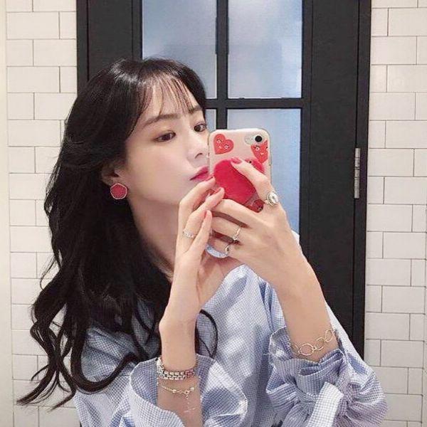 女生怎样表现是喜欢你,女孩暗恋你的表现