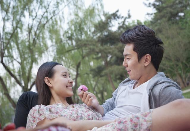 男友叫你小傻瓜说明什么男朋友总是说你