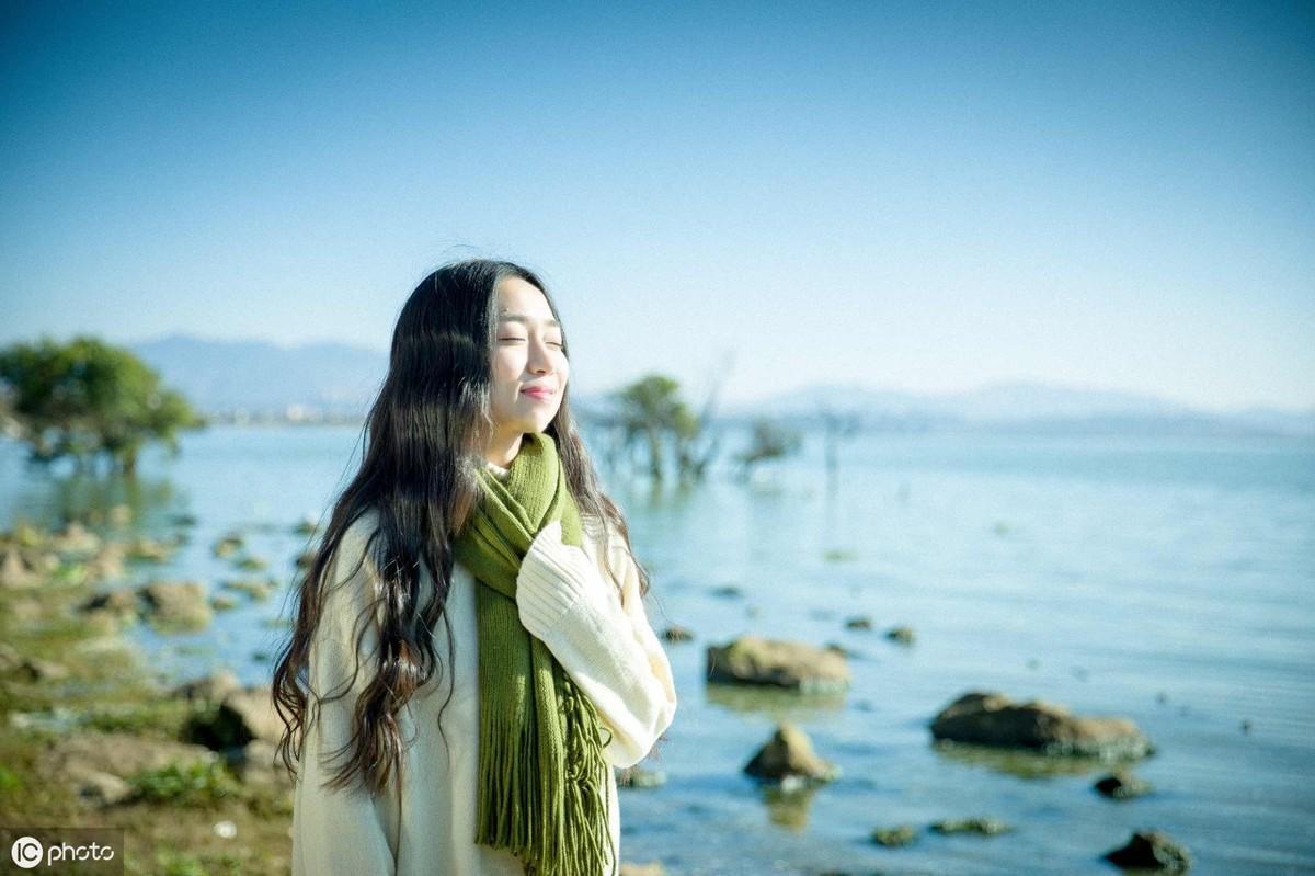 和男生玩得好但和女生不好男女之间仅有暧昧但无性