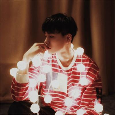 好听的三个字男生网名英文,好听中文跟英文结合的QQ网名