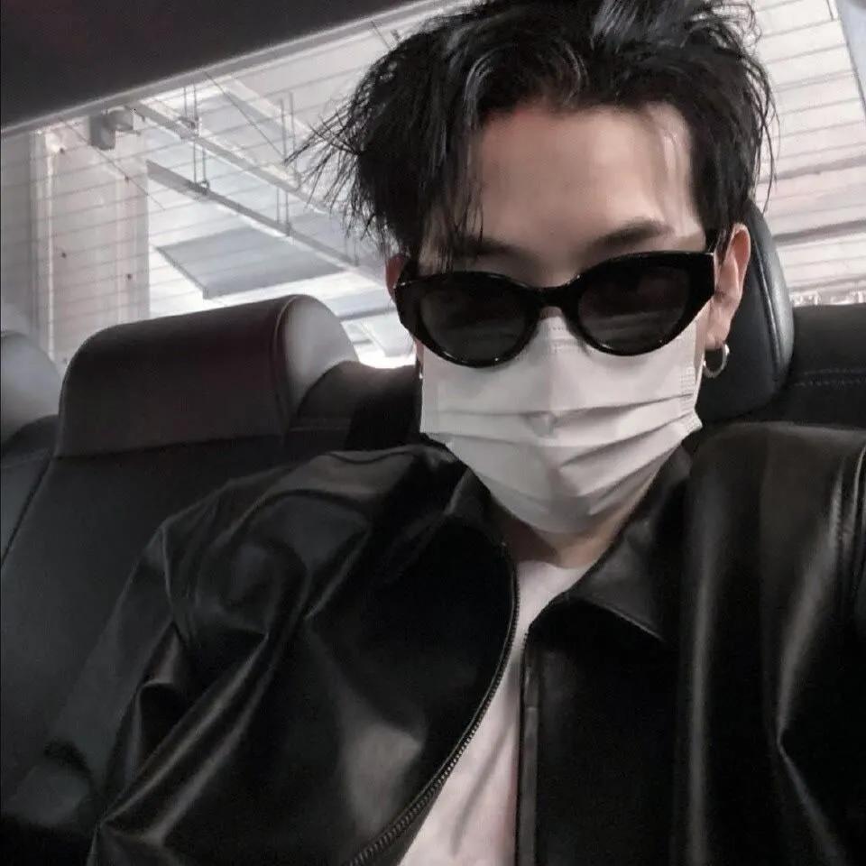 男生好看的东西收到什么样的礼物会比较开心感动