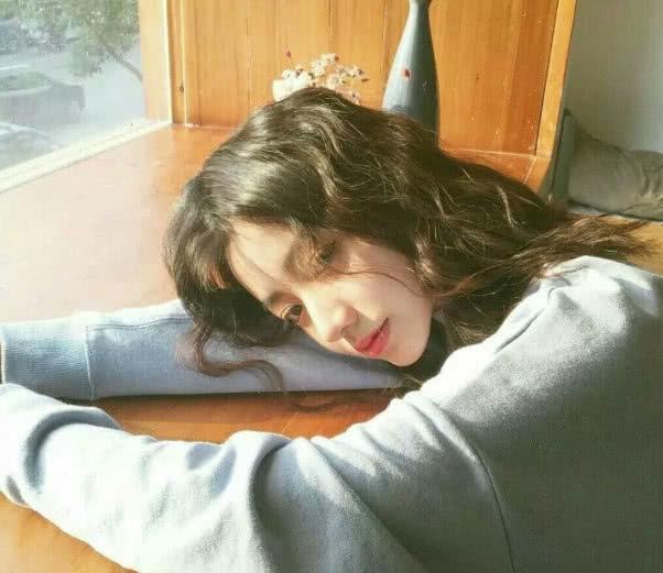 你喜欢啥样的女孩子该怎么回复她说你应该找到女朋友了吧我应该怎么回复