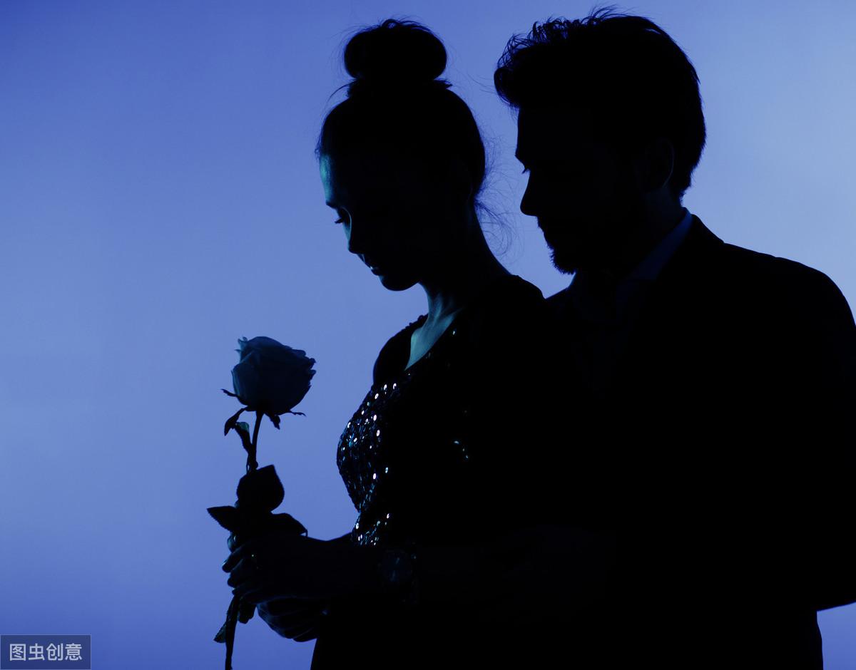 怎样才能挽回自己喜欢的人的话如果深爱过的一个人