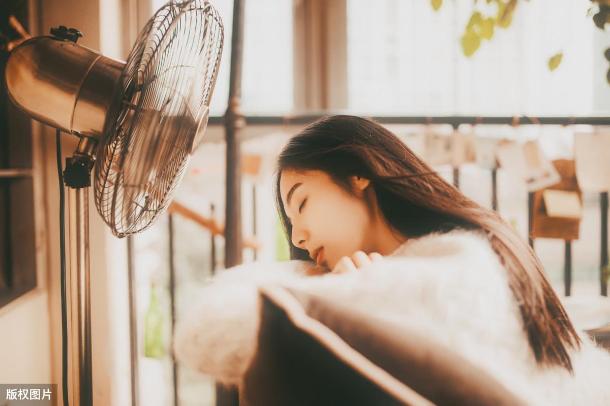 女孩子要怎么做才能让男孩子喜欢男孩特别喜欢女孩的玩具怎么办