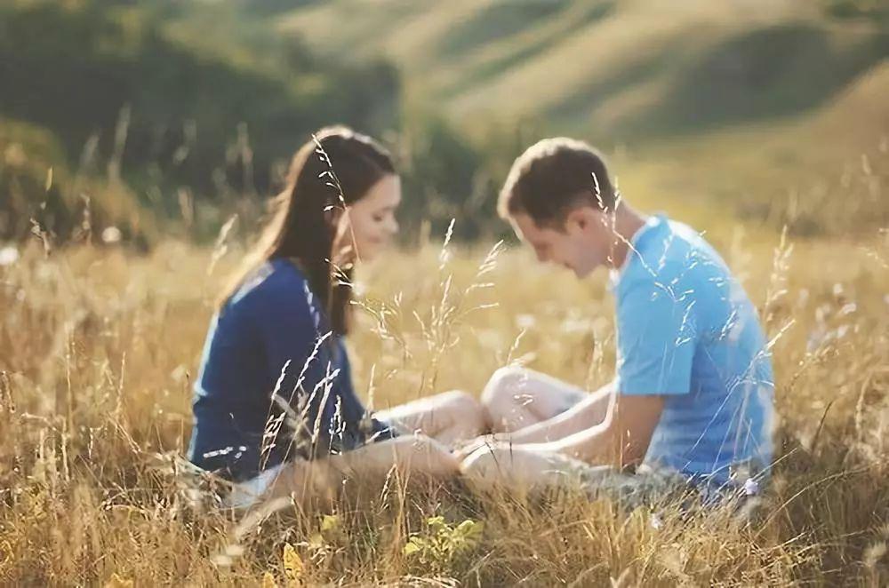 女人喜欢男人聊天的话题大家最喜欢什么话题啊